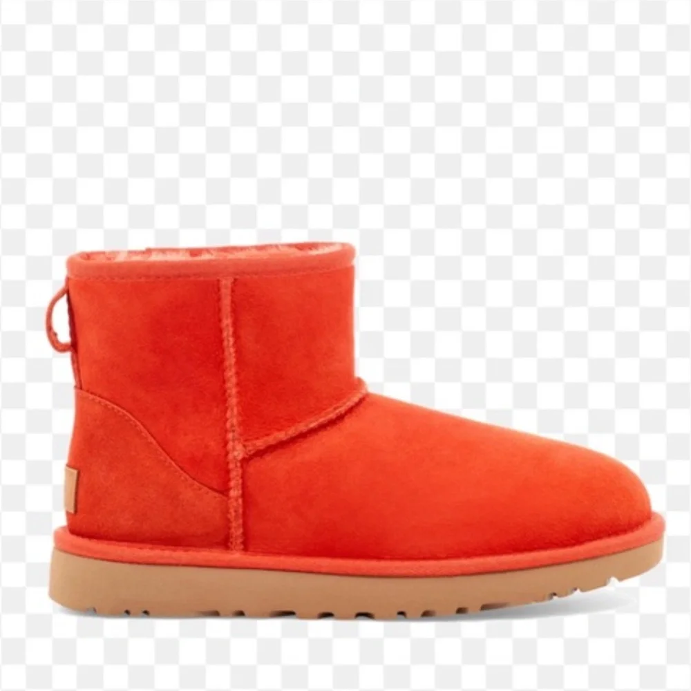 NIB $150 UGG Classic Mini II Genuine Shearling Lined Boot in Lava Flow - size 5! - Picture 2 of 12